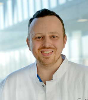 Dr. Marius Regin